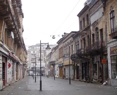 lipscaniawry_1 Lipscani derelict street, 2009 (©Valentin Mandache)