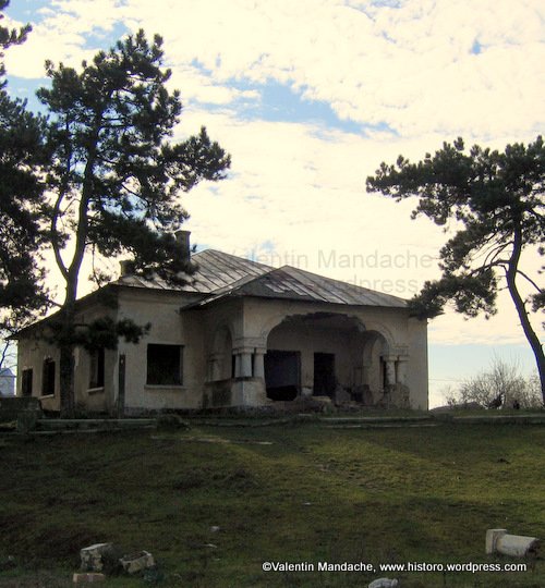 Country mansion devastated in 1990s by local peasants, Wallachia