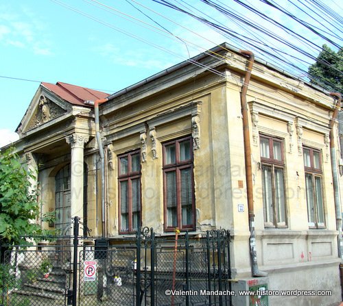 "Little Paris" style house, Bucharest