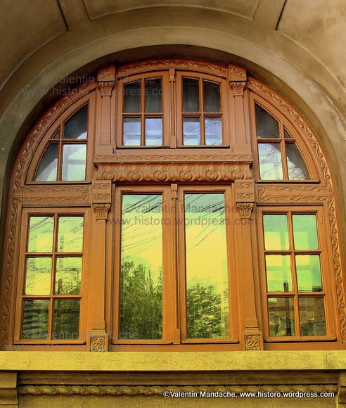 Neo-Romanian style window, Bucharest