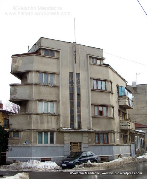 1930s Art Deco style block of flats, Bucharest