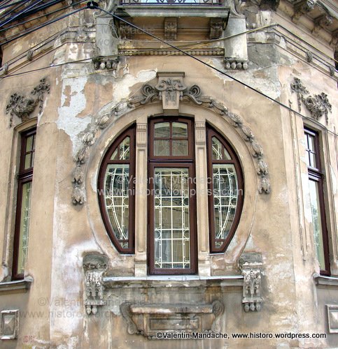 Art Nouveau style round window, Bucharest