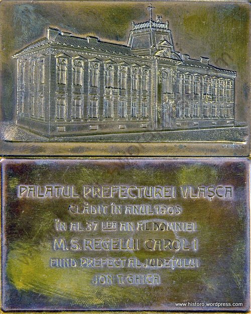 Giurgiu prefecture building, commemorative bronze plate