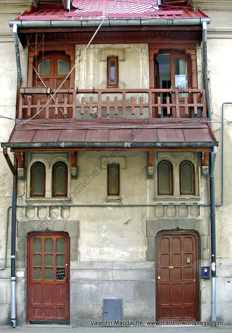 Terraced Neo-Romanian style houses, Bucharest