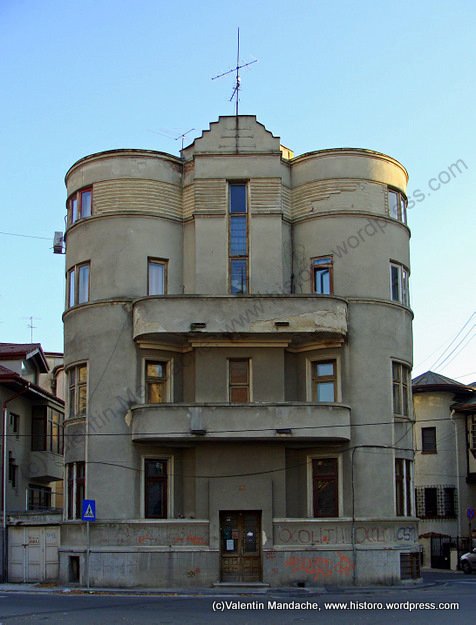 Round towers Art Deco style apartment house, Bucharest