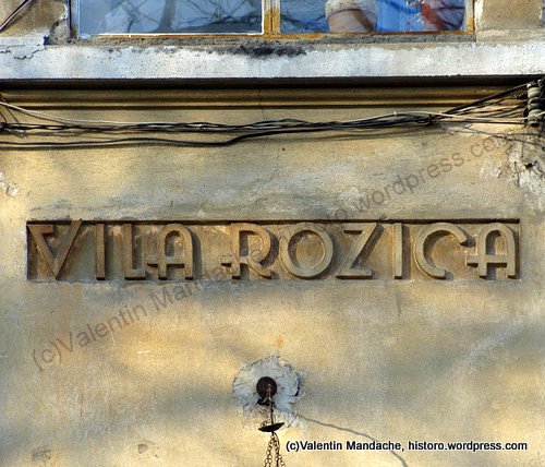 Art Deco lettering