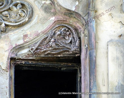 Bucharest Art Nouveau style facade