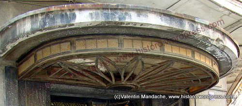 Art Deco doorway glazed canopy, Bucharest