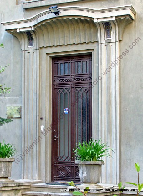 Art Deco style doorway, Bucharest