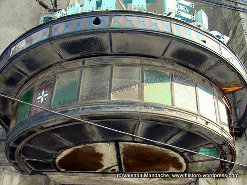 Art Deco hotel doorway glass awning, Bucharest