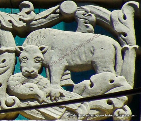 Manicheian battle symbolism, Neo-Romanian style panel, Bucharest