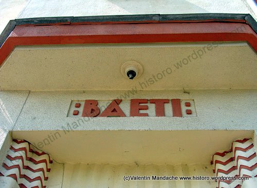 Art Deco style school, Ploiesti
