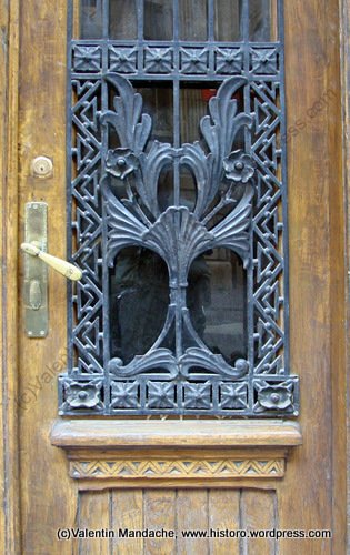 Art Deco style doorhandle, Bucharest