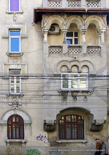 Neo-Romanian style facade, Bucharest