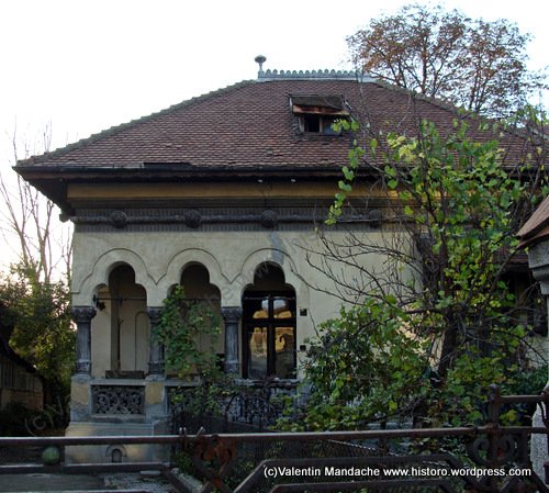 Mature phase Neo-Romanian style house, Bucharest