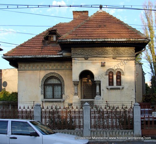 Mature phase Neo-Romanian style house, Bucharest
