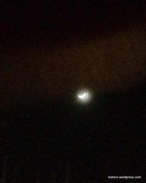 End of February 2012 waxing crescent moon on Bucharest's sky