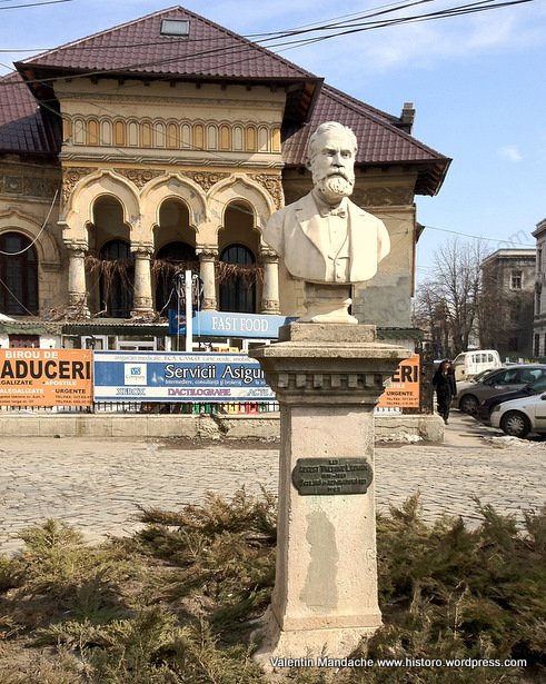 August Treboniu Laurian's statue, Bucharest